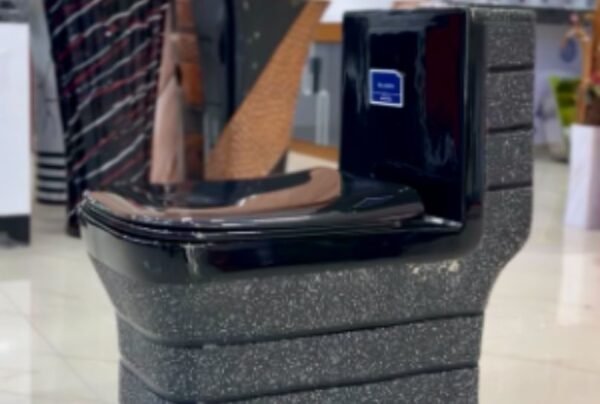 BELLMONTE RESTRICK BLACK